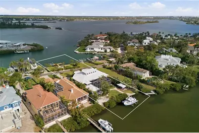 4034 Roberts Point Road, Sarasota, FL 34242 - Photo 9