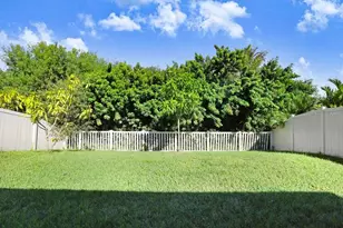 5426 Rainwood Meadows Dr, Apollo Beach, FL 33572 - Photo 17