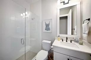 8092 Grande Shores Dr, Sarasota, FL 34240 - Photo 27