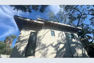 2100 McClellan Parkway, Sarasota, FL 34239 - Photo 13