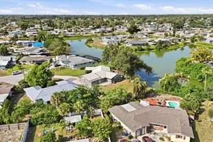 425 Driftwood Rd, Venice, FL 34293 - Photo 47