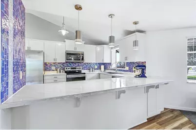 425 Driftwood Road, Venice, FL 34293 - Photo 5