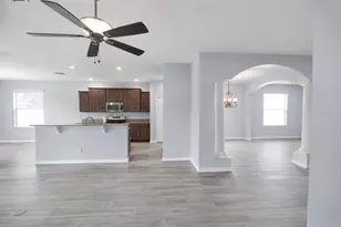 4440 67th St E, Bradenton, FL 34203 - Photo 5
