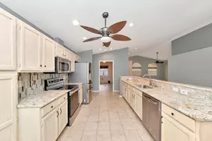 4734 Raintree St Cir E, Bradenton, FL 34203 - Photo 17