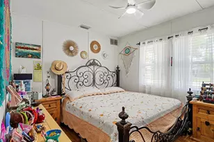 2222 Florinda St, Sarasota, FL 34231 - Photo 7