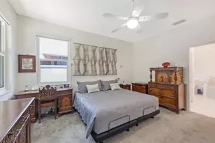 6730 W Country Club Ln, Sarasota, FL 34243 - Photo 33