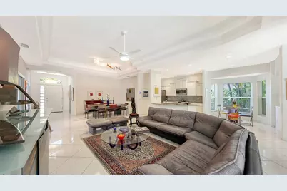 6730 W Country Club Lane, Sarasota, FL 34243 - Photo 13