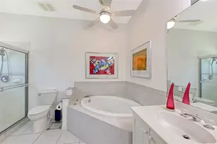 6730 W Country Club Ln, Sarasota, FL 34243 - Photo 37