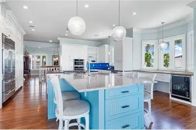 350 S Shore Drive, Sarasota, FL 34234 - Photo 17