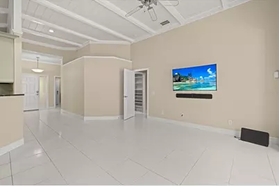 4444 Deer Trail Boulevard, Sarasota, FL 34238 - Photo 9