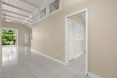 4444 Deer Trail Boulevard, Sarasota, FL 34238 - Photo 11