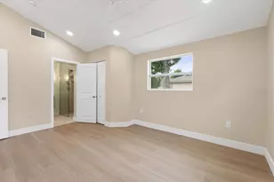 2580 Shamrock Dr, Venice, FL 34293 - Photo 15
