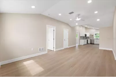 2580 Shamrock Drive, Venice, FL 34293 - Photo 3