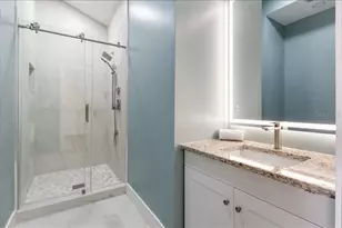 2580 Shamrock Dr, Venice, FL 34293 - Photo 23