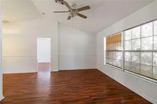 6214 35th Ave E, Palmetto, FL 34221 - Photo 7