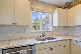 851 Audubon Dr, Bradenton, FL 34209 - Photo 5