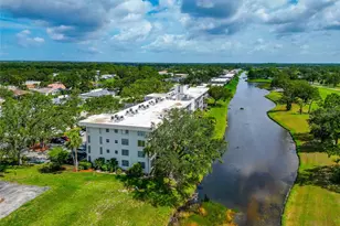 7461 W Country Club Dr N, Sarasota, FL 34243 - Photo 53