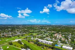 7461 W Country Club Dr N, Sarasota, FL 34243 - Photo 71