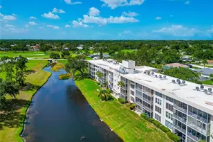 7461 W Country Club Dr N, Sarasota, FL 34243 - Photo 59