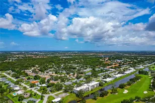 7461 W Country Club Dr N, Sarasota, FL 34243 - Photo 67