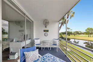 7461 W Country Club Dr N, Sarasota, FL 34243 - Photo 23