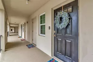 7461 W Country Club Dr N, Sarasota, FL 34243 - Photo 35