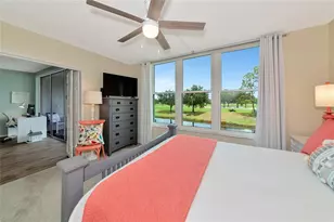 7461 W Country Club Dr N, Sarasota, FL 34243 - Photo 13