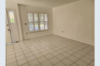 749 N Jefferson Avenue #749, Sarasota, FL 34237 - Photo 9