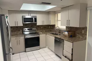 749 N Jefferson Ave, Sarasota, FL 34237 - Photo 5