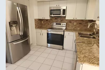 749 N Jefferson Avenue #749, Sarasota, FL 34237 - Photo 5