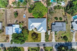 347 Bayshore Dr, Osprey, FL 34229 - Photo 57