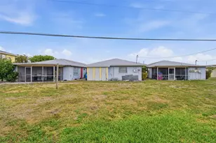 4015 SE 19th Ave, Cape Coral, FL 33904 - Photo 7