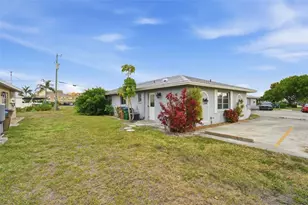 4015 SE 19th Ave, Cape Coral, FL 33904 - Photo 15
