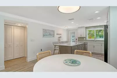 703 Spanish Drive S, Longboat Key, FL 34228 - Photo 13