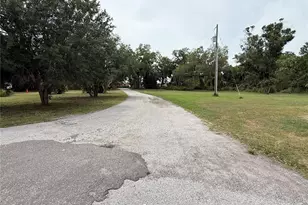 3208 16th Ave E, Palmetto, FL 34221 - Photo 25