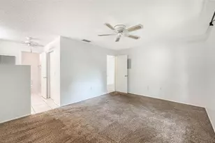 5010 Barrington Cir, Sarasota, FL 34234 - Photo 21