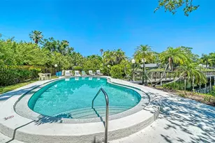 5010 Barrington Cir, Sarasota, FL 34234 - Photo 47