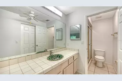 5010 Barrington Circle #2001, Sarasota, FL 34234 - Photo 23