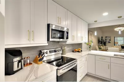 4034 Wilshire Circle E #154, Sarasota, FL 34238 - Photo 7