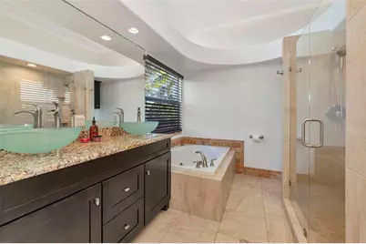 681 Avenida De Mayo, Sarasota, FL 34242 - Photo 39