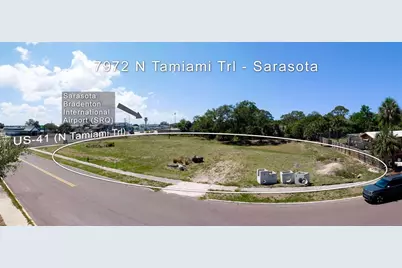 7972 N Tamiami Trail, Sarasota, FL 34243 - Photo 1