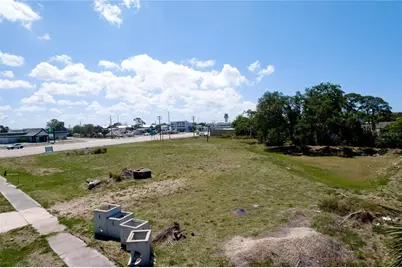 7972 N Tamiami Trail, Sarasota, FL 34243 - Photo 5