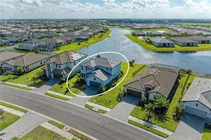 5325 Coral Reef Wy, Bradenton, FL 34211 - Photo 3