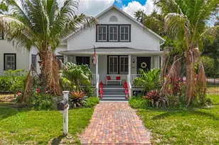 3621 1st Ave W, Bradenton, FL 34205 - Photo 1