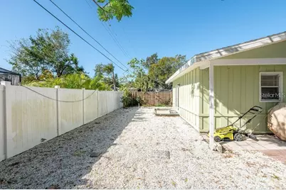2676 Martin Street, Sarasota, FL 34237 - Photo 37