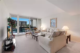 1095 Gulf of Mexico Dr, Longboat Key, FL 34228 - Photo 11