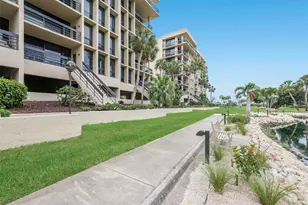 1095 Gulf of Mexico Dr, Longboat Key, FL 34228 - Photo 27