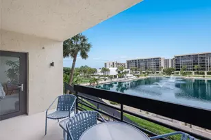 1095 Gulf of Mexico Dr, Longboat Key, FL 34228 - Photo 25