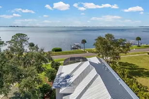 7927 Longbay Blvd, Sarasota, FL 34243 - Photo 3