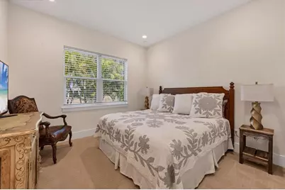 7927 Longbay Boulevard, Sarasota, FL 34243 - Photo 29